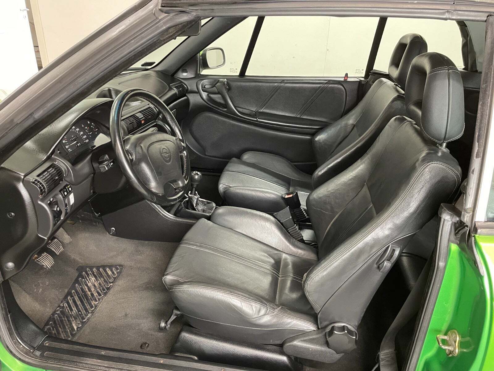 Opel Astra 1,8i 16V Bertone Cabriolet