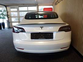 Tesla Model 3 Performance AWD