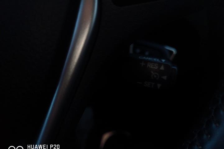 Blå Toyota Auris fra 2015