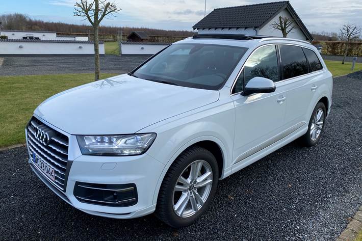 Hvid Audi Q7 fra 2015