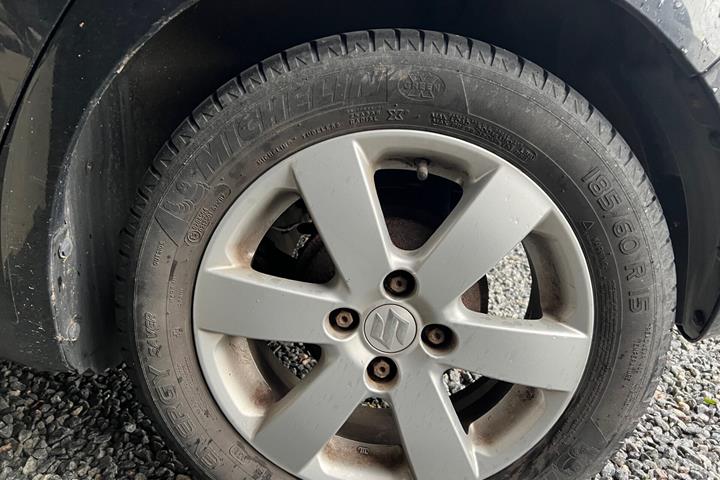 undefined Suzuki Swift fra 2009
