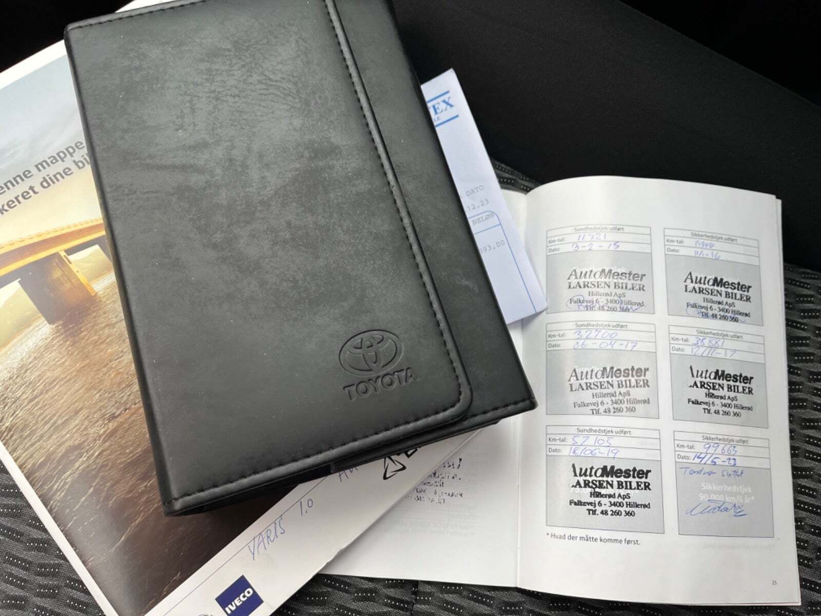 undefined Toyota Yaris fra 2011