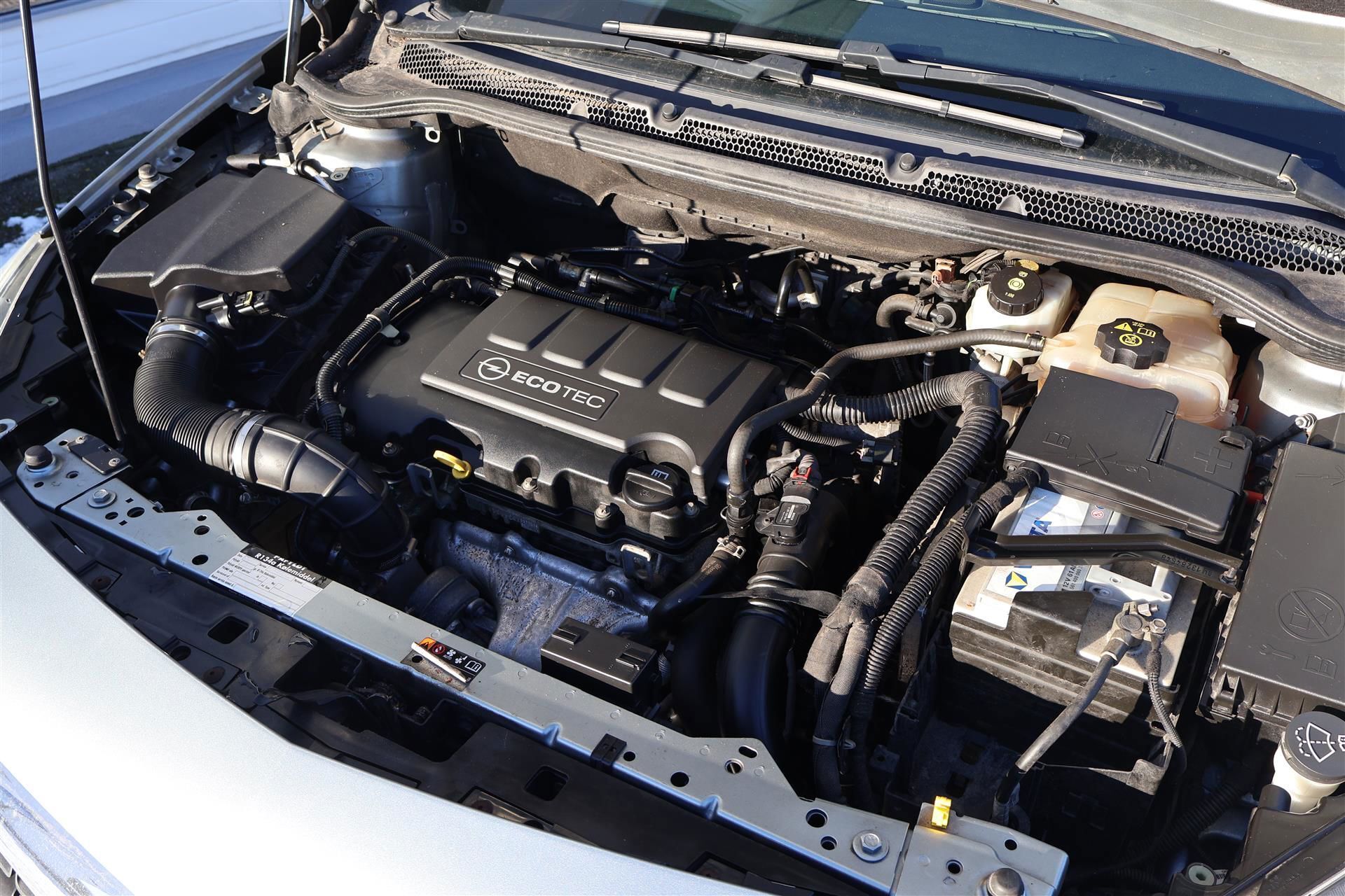 undefined Opel Astra fra 2011