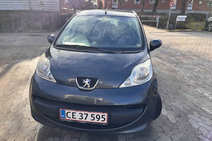 undefined Peugeot 107 fra 2007