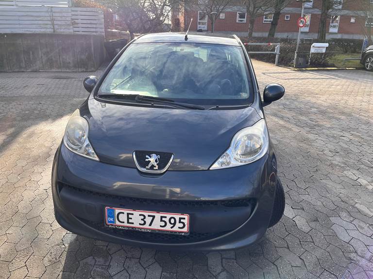 Peugeot 107 1,0 I 5D MAN.