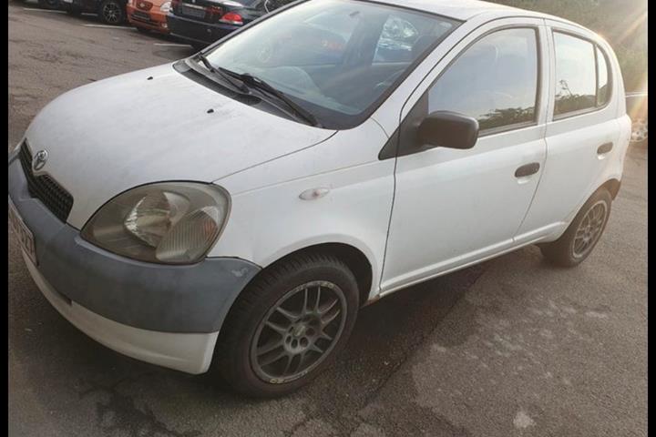 undefined Toyota Yaris fra 1999
