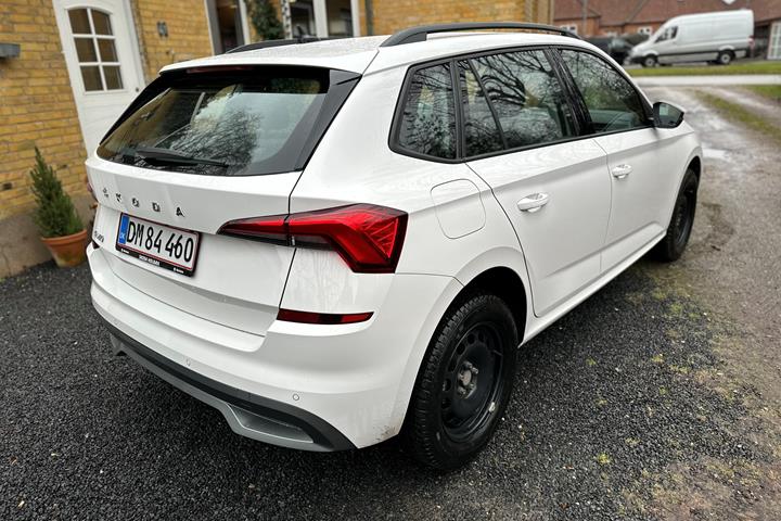 Hvid Skoda Kamiq fra 2022