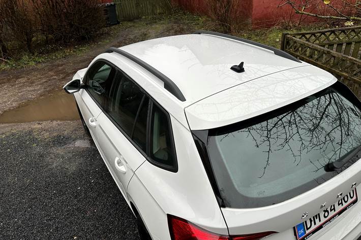 Hvid Skoda Kamiq fra 2022