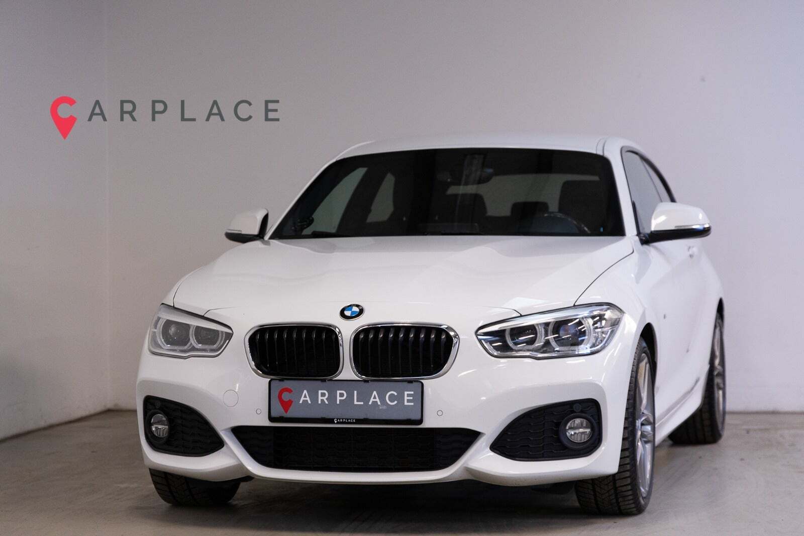 Hvid BMW 125i fra 2017