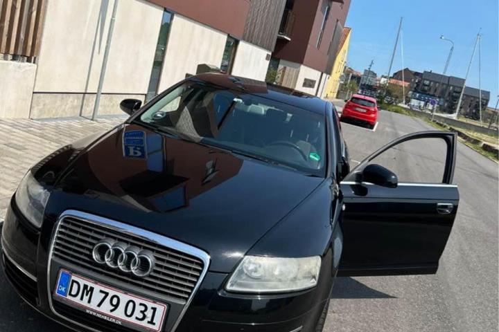Sort Audi A6 fra 2007
