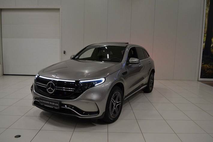 Grå Mercedes EQC400 fra 2021