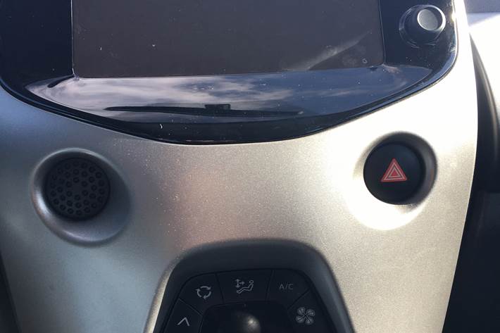 Grå Citroën C1 fra 2016