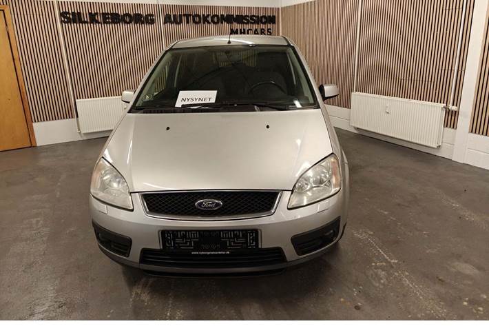 Grå Ford Focus C-MAX fra 2006