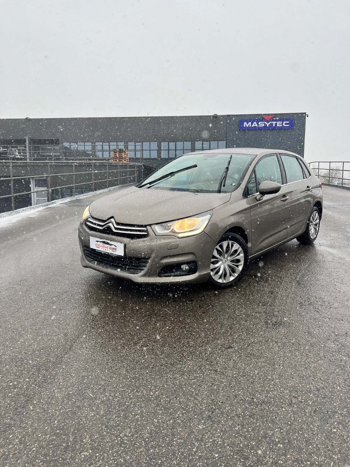 undefined Citroën C4 fra 2015 set udefra