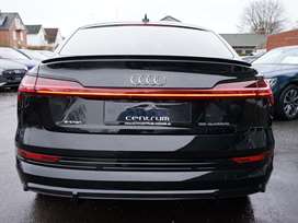 Audi e-tron 55 S-line Sportback quattro