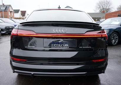 Audi e-tron 55 S-line Sportback quattro