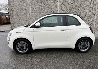 Fiat 500e Icon Cabrio