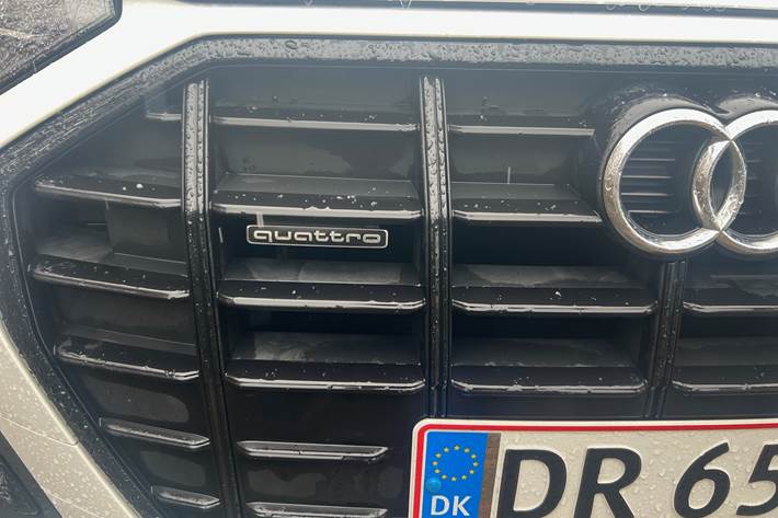 Hvid Audi Q5 fra 2023