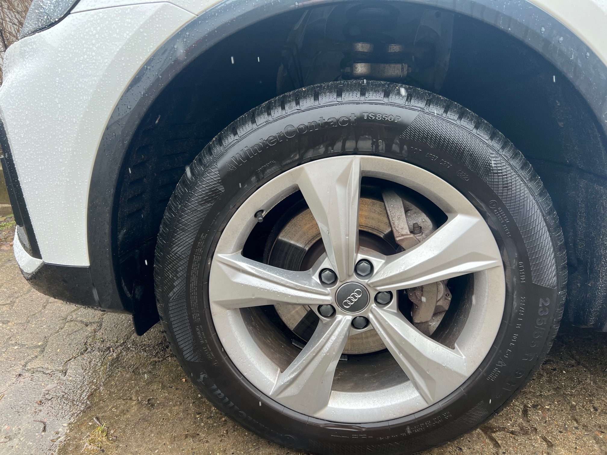 Hvid Audi Q5 fra 2023