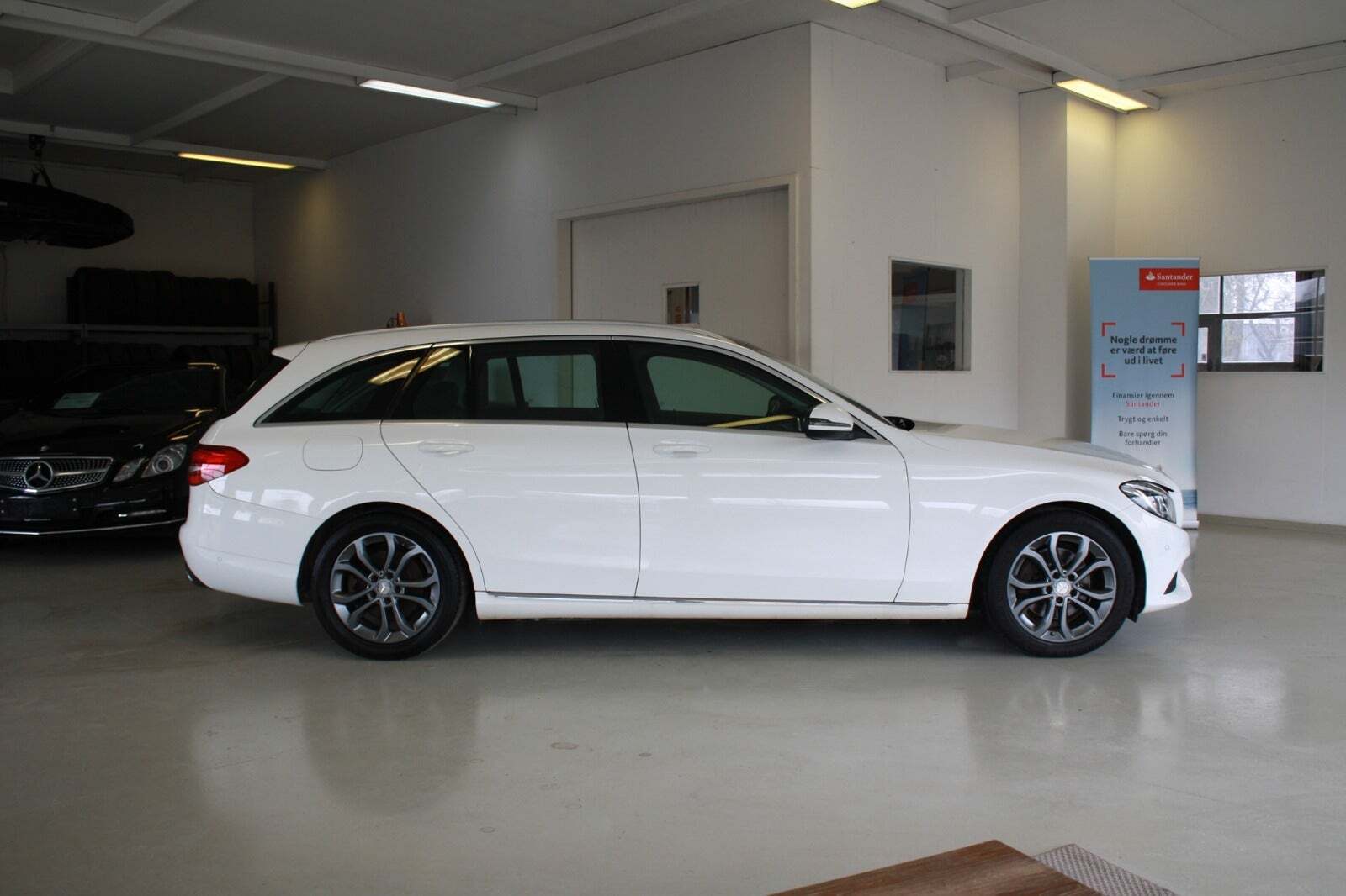 Hvid Mercedes C220 d fra 2015