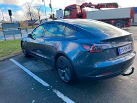 Tesla Model 3 RWD