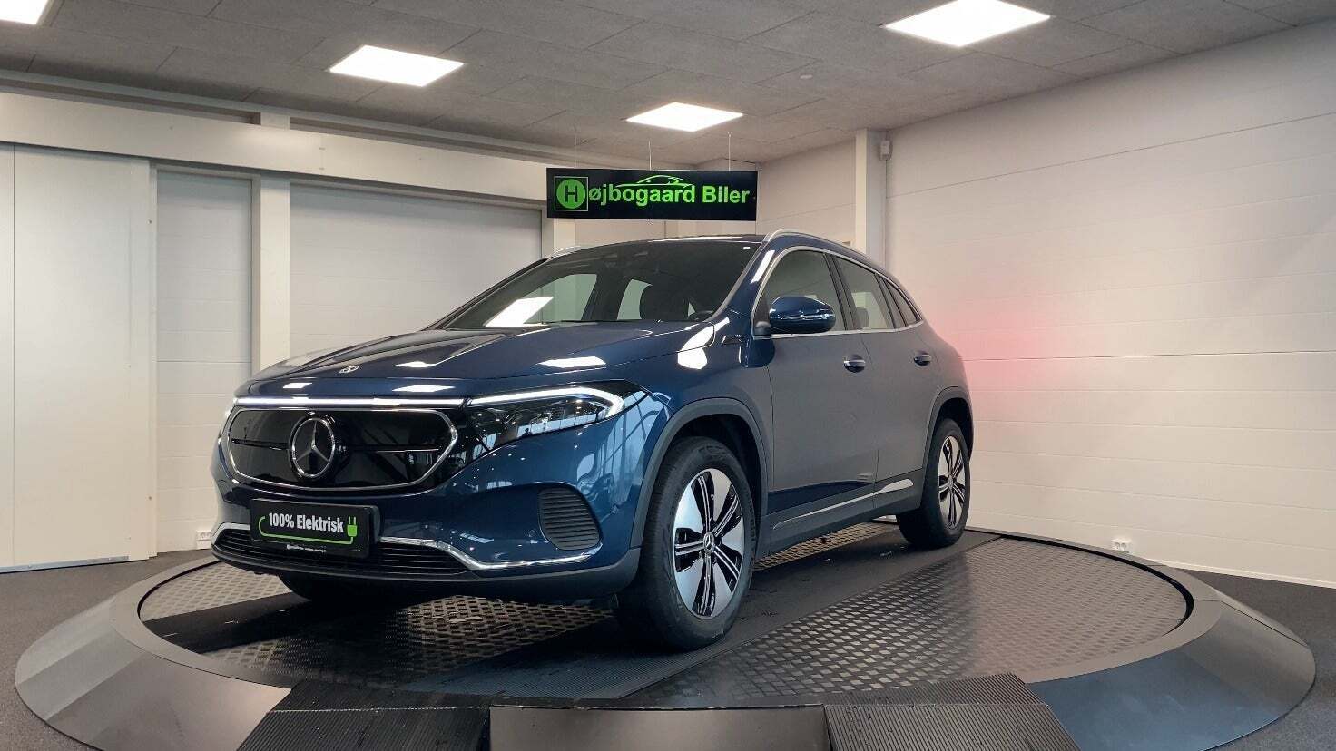 Mercedes EQA250