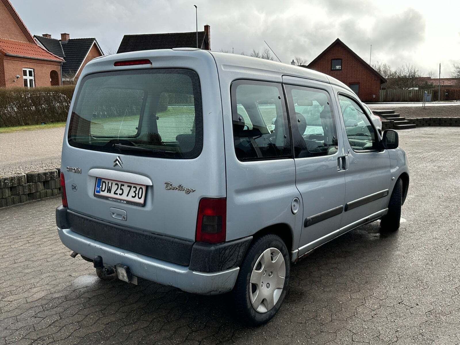Blå Citroën Berlingo fra 2004