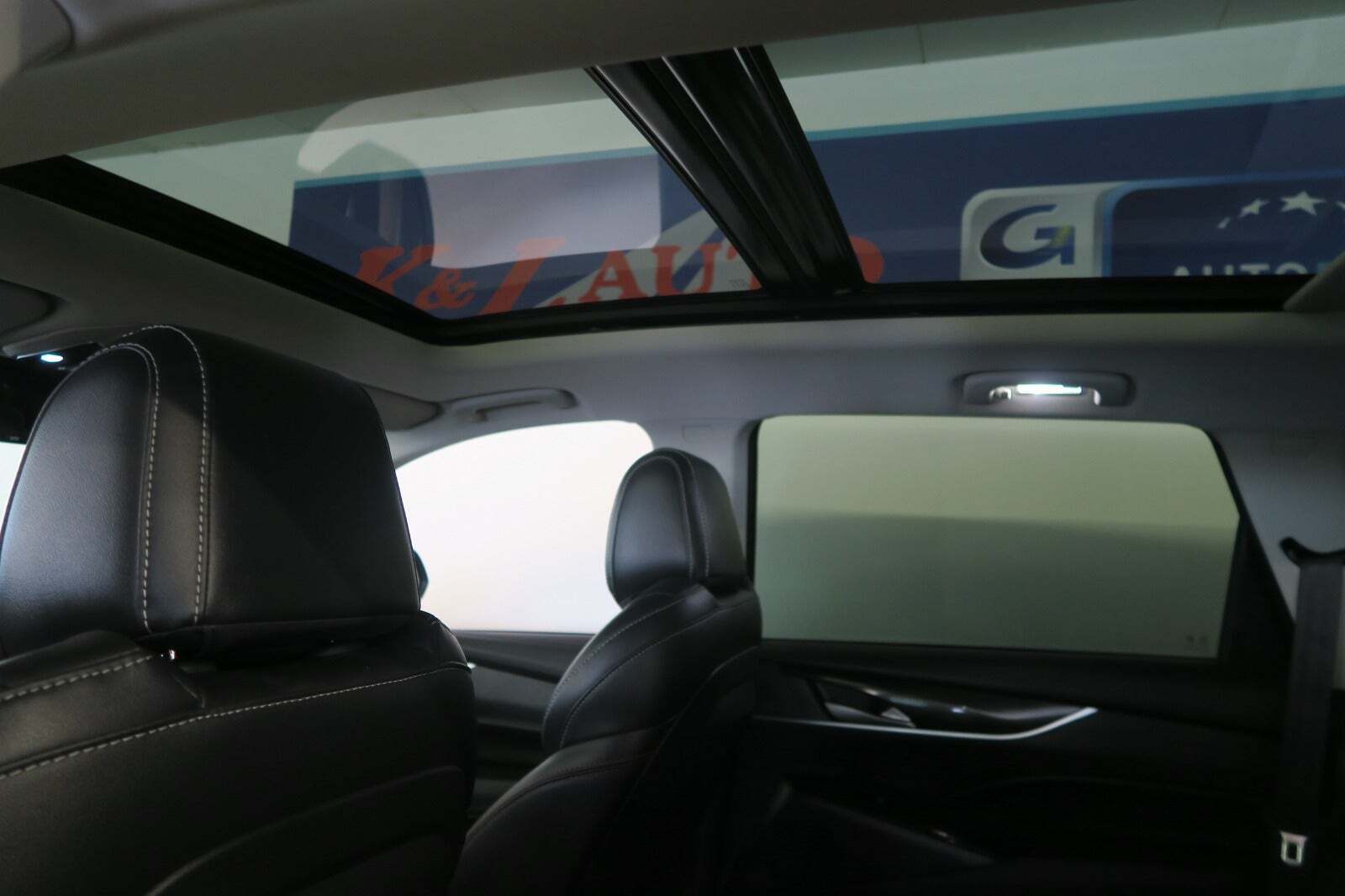 Sort Maxus Euniq6 fra 2022