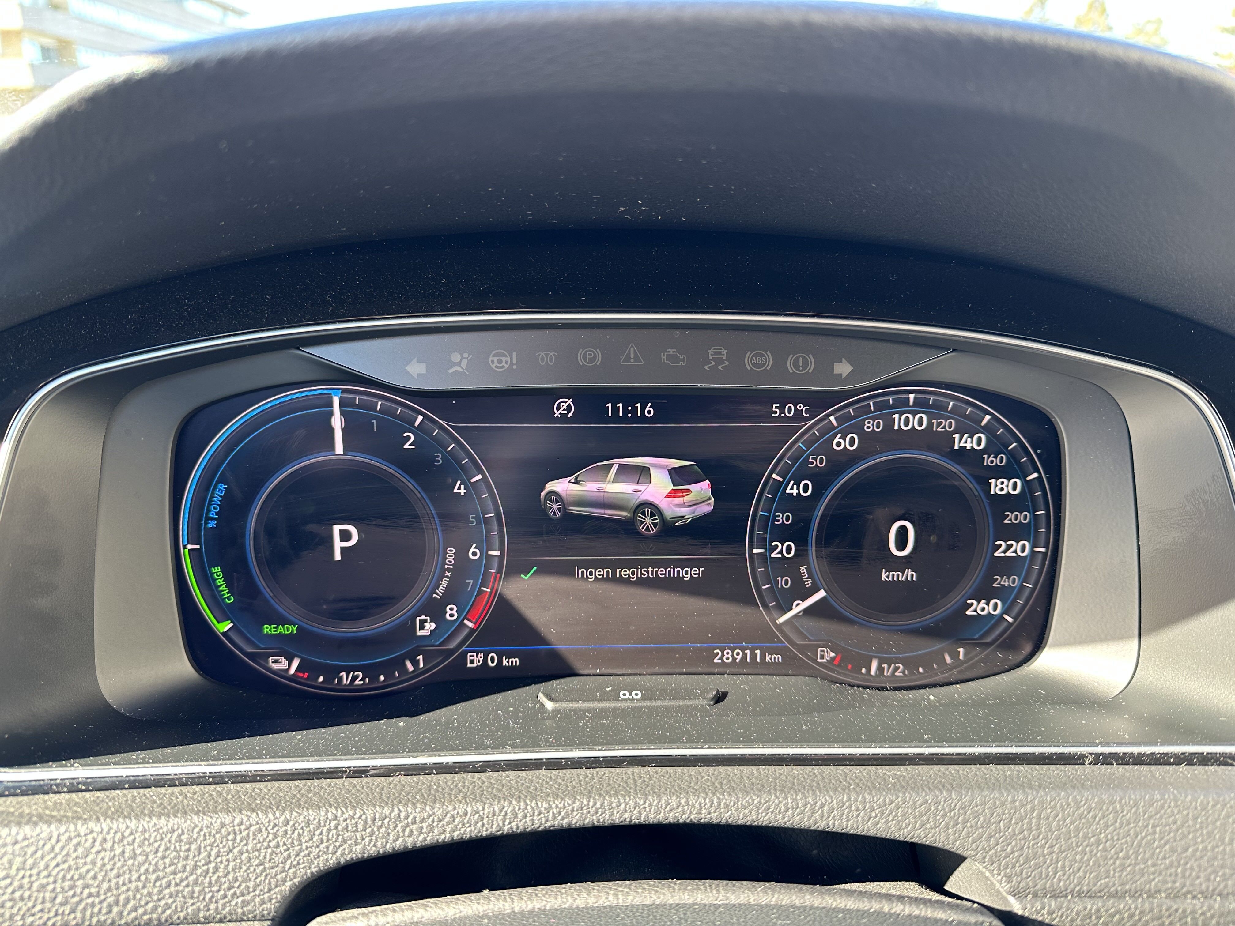 Sort VW Golf fra 2020