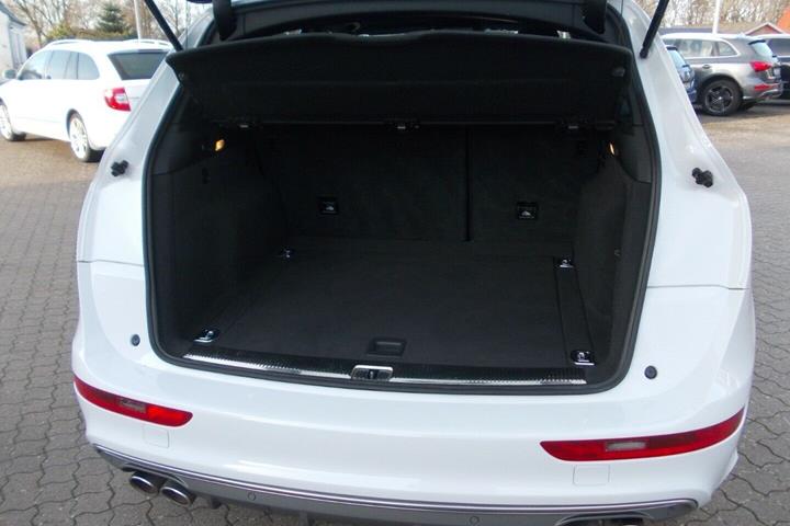 Hvid Audi SQ5 fra 2015