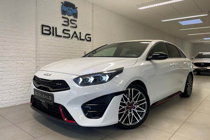 Hvid Kia ProCeed fra 2022