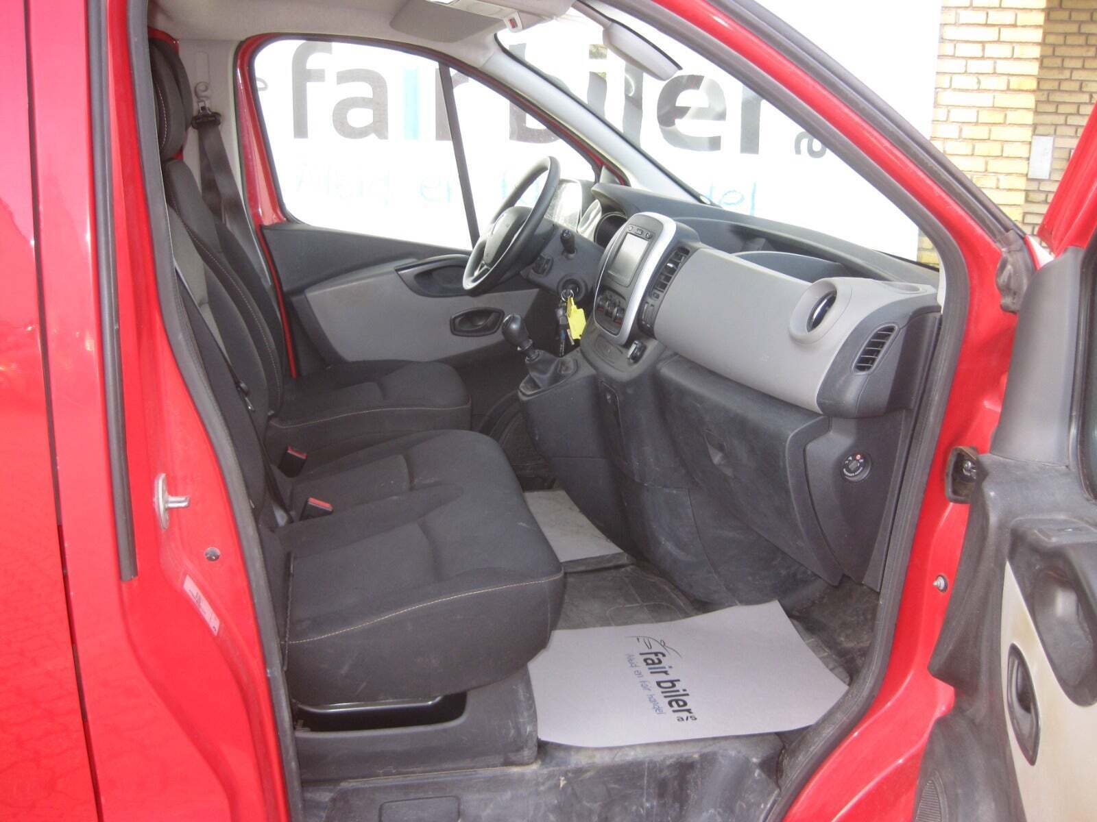 Renault Trafic T29 1,6 dCi 125 L2H2