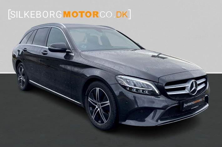 Sort Mercedes C220 d fra 2020