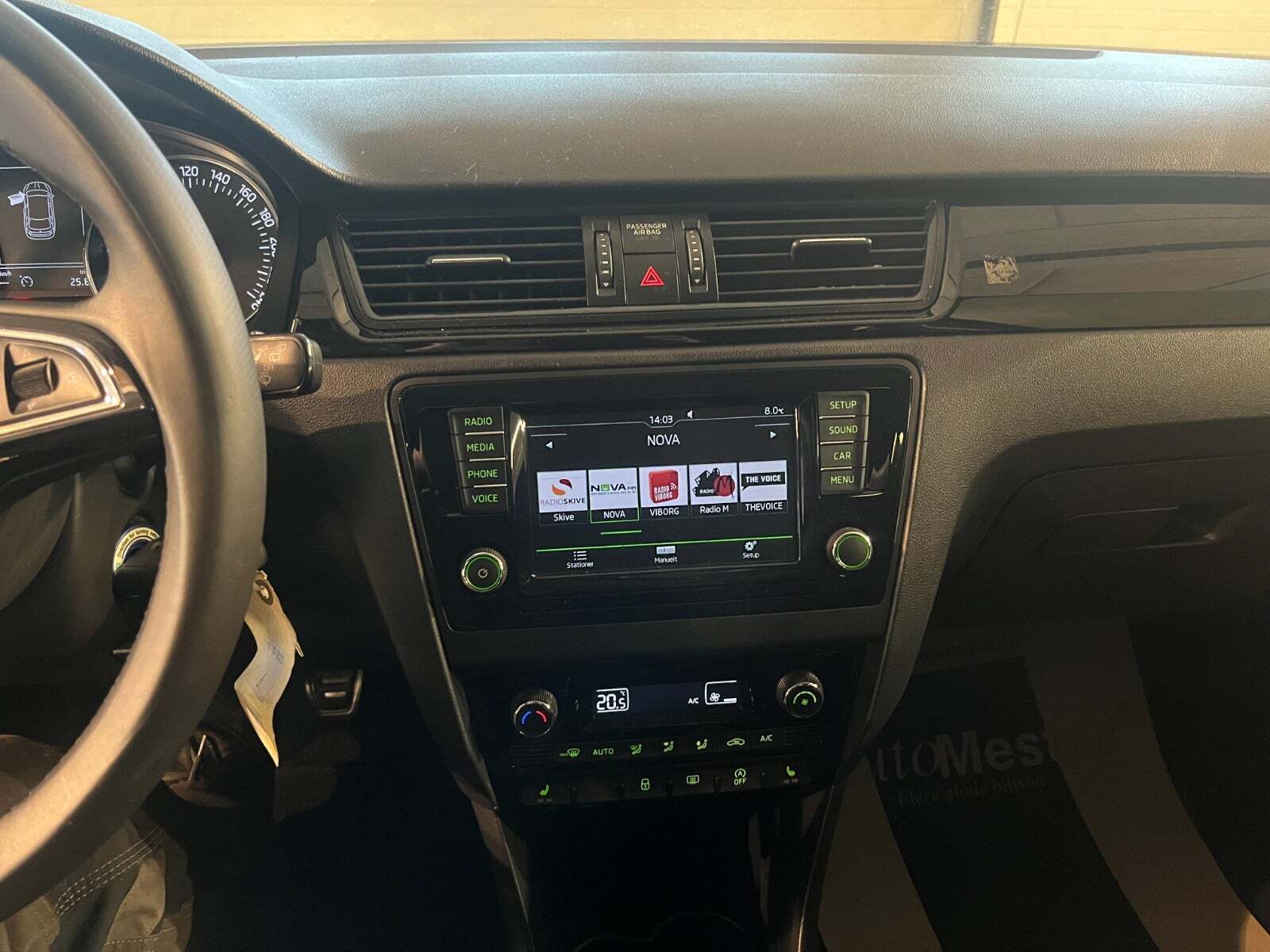 undefined Nissan Qashqai fra 2014