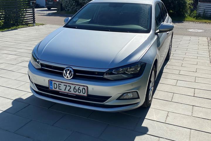 Grå VW Polo fra 2017