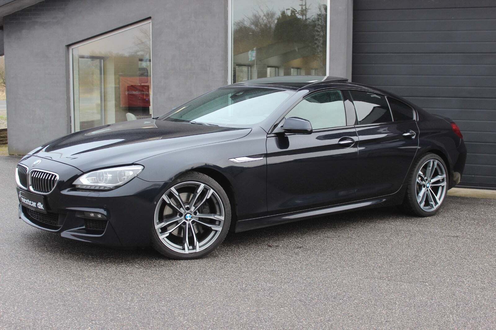 Sort BMW 640d fra 2013 set udefra