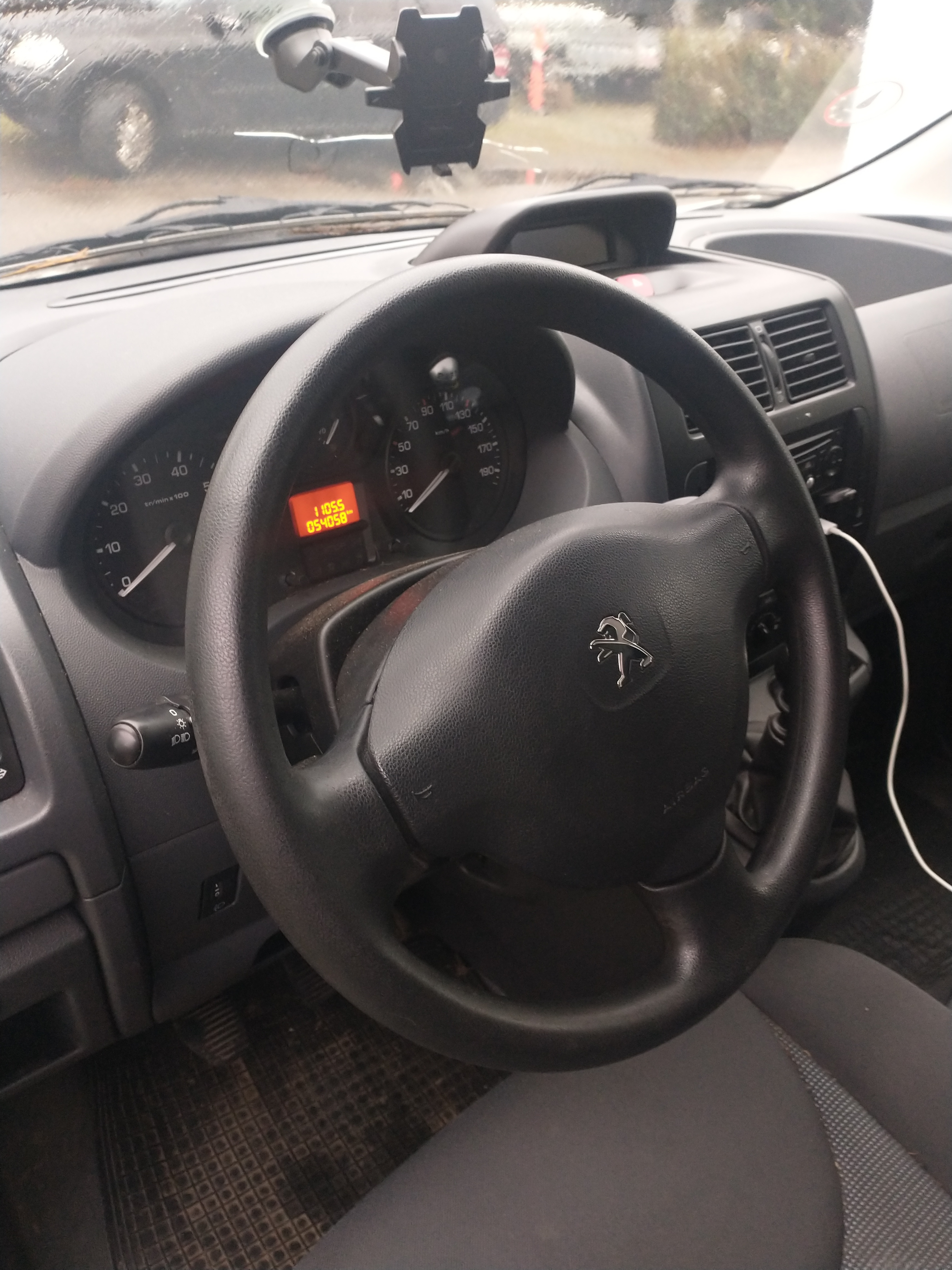 Peugeot Expert 2,0 HDi 128 hk L2H2