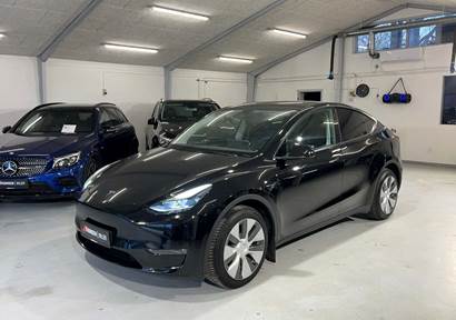 Tesla Model Y Long Range AWD