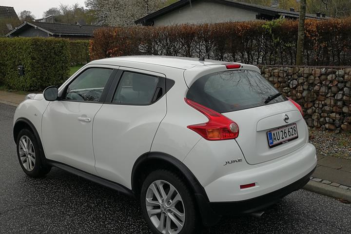 Hvid Nissan Juke fra 2014