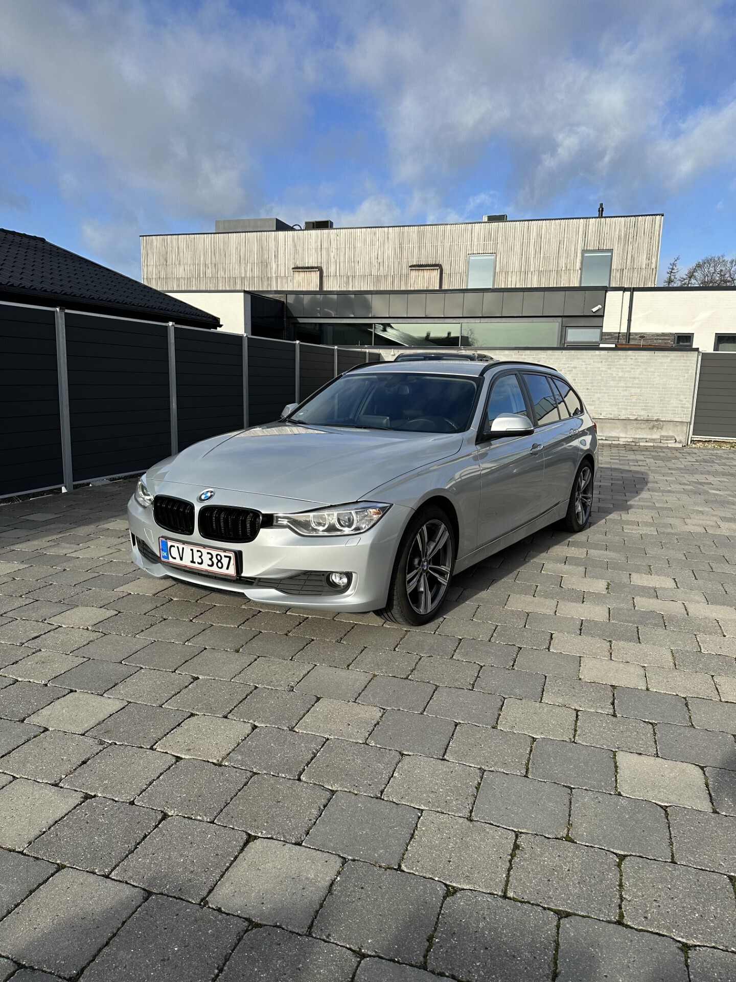 undefined BMW 320d fra 2013