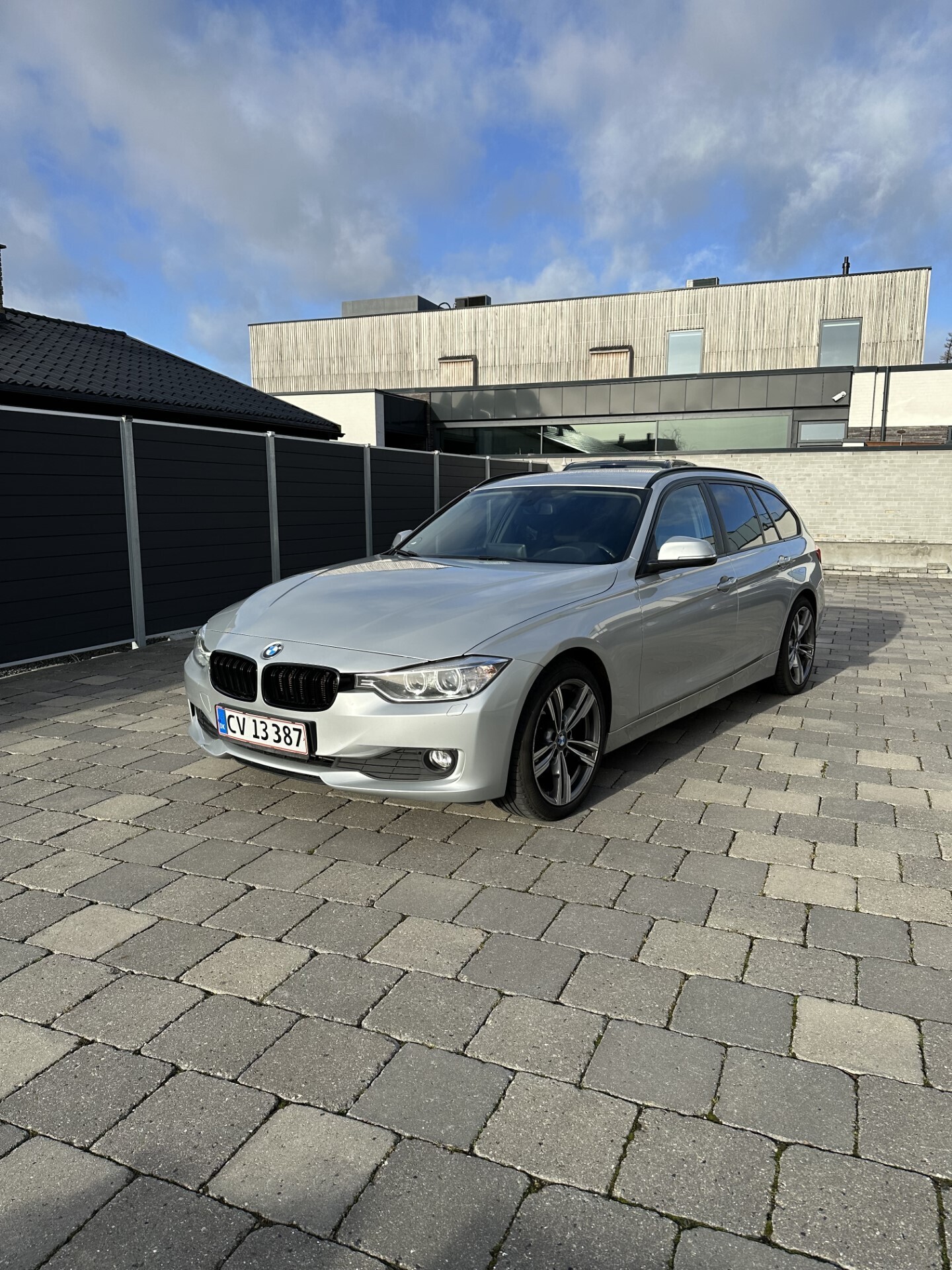 undefined BMW 320d fra 2013