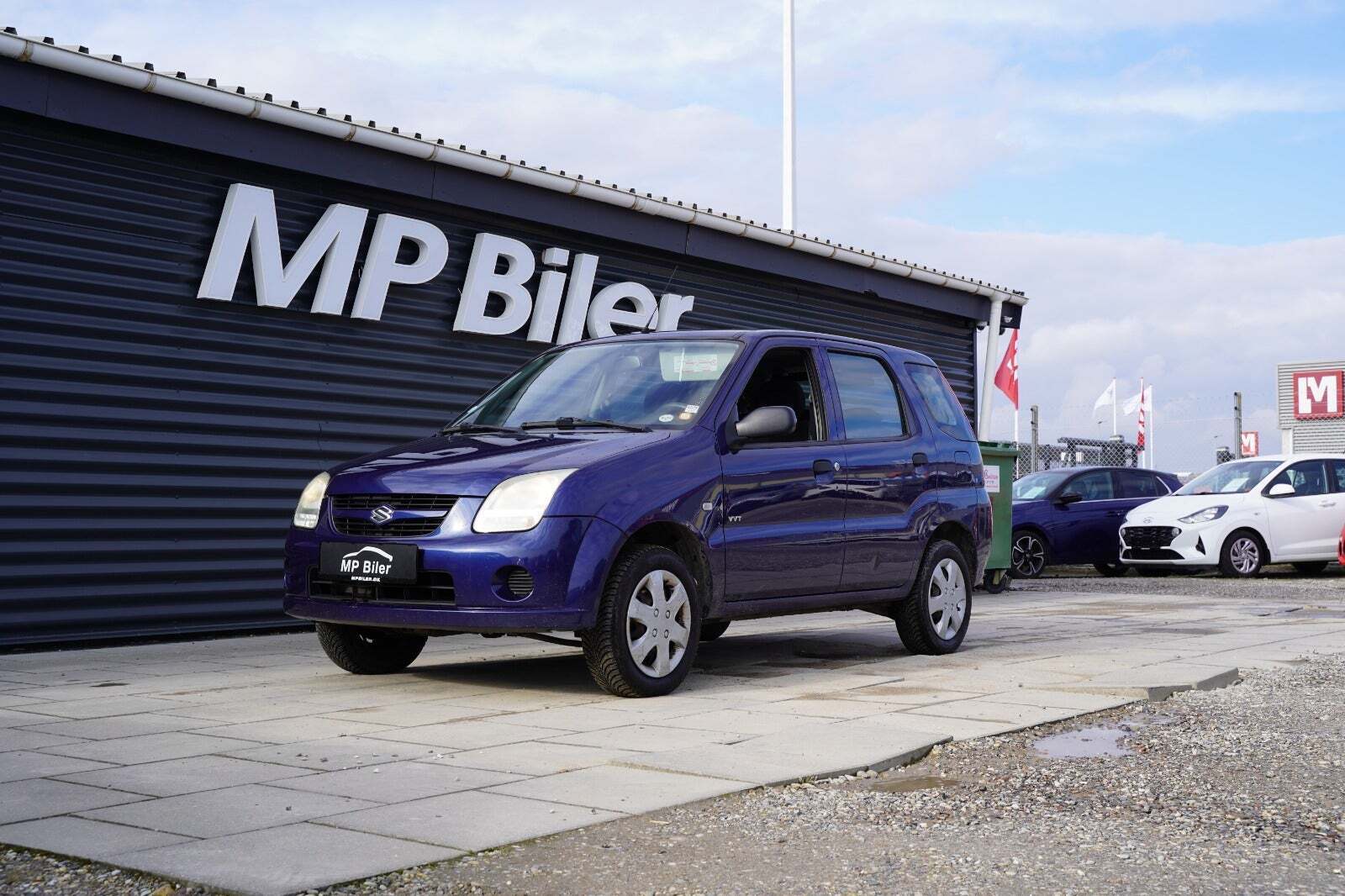 Blå Suzuki Ignis fra 2006