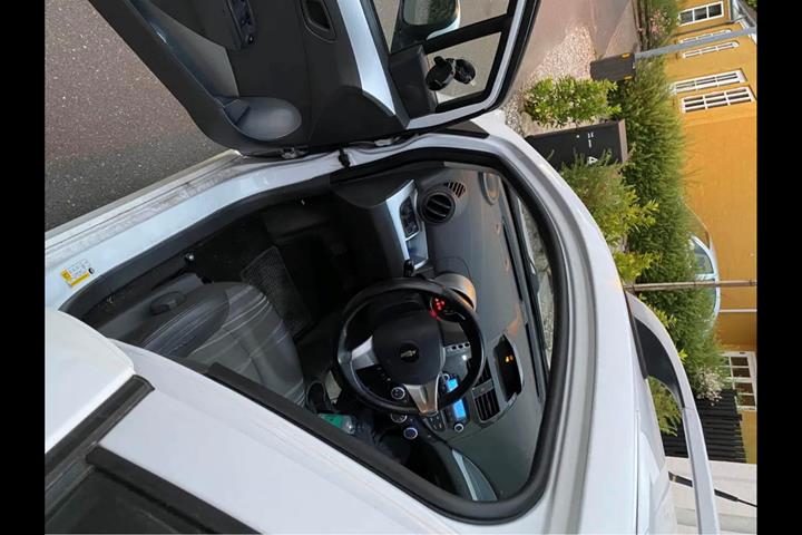 Hvid Chevrolet Spark fra 2013