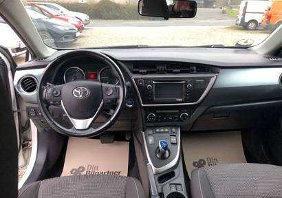 Toyota Auris 1,8 Hybrid H2+ Touring Sports CVT