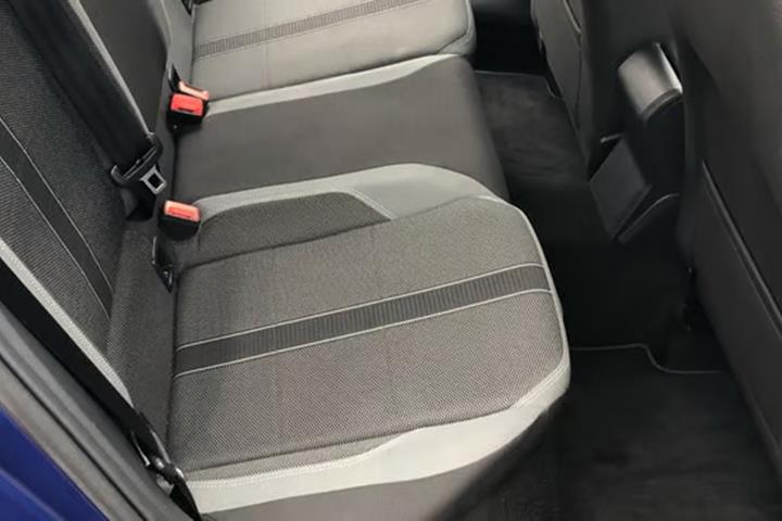 Blå VW Polo fra 2018