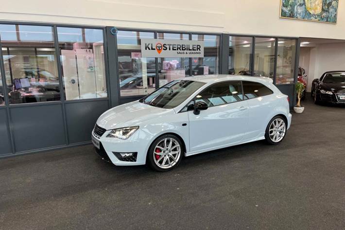 Blå Seat Ibiza fra 2016