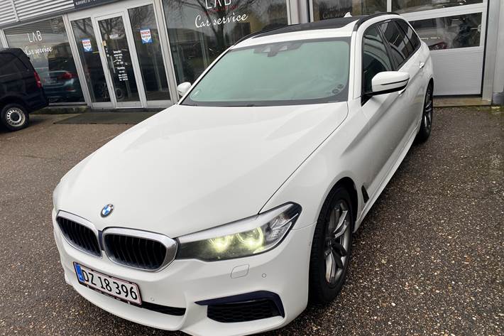 Hvid BMW 5-Serie fra 2018
