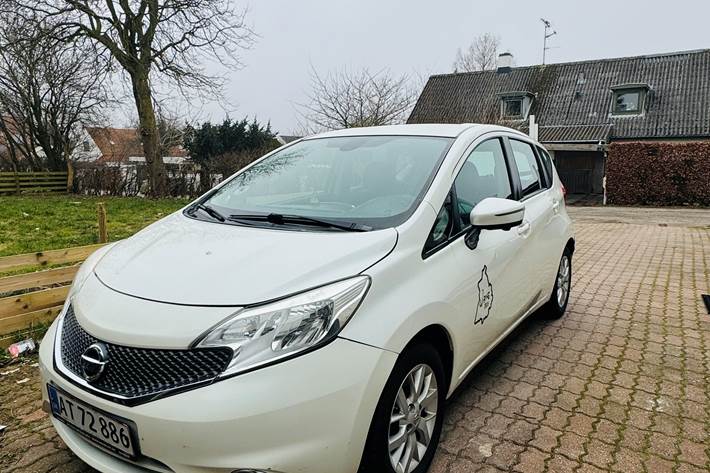 Hvid Nissan Note fra 2014