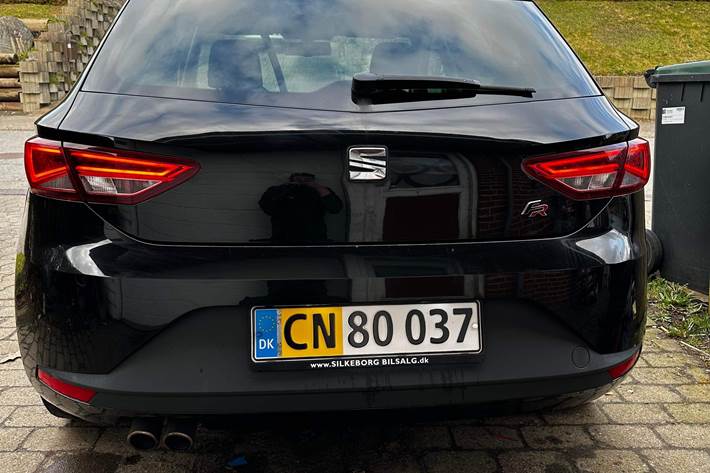 Sort Seat Leon fra 2014