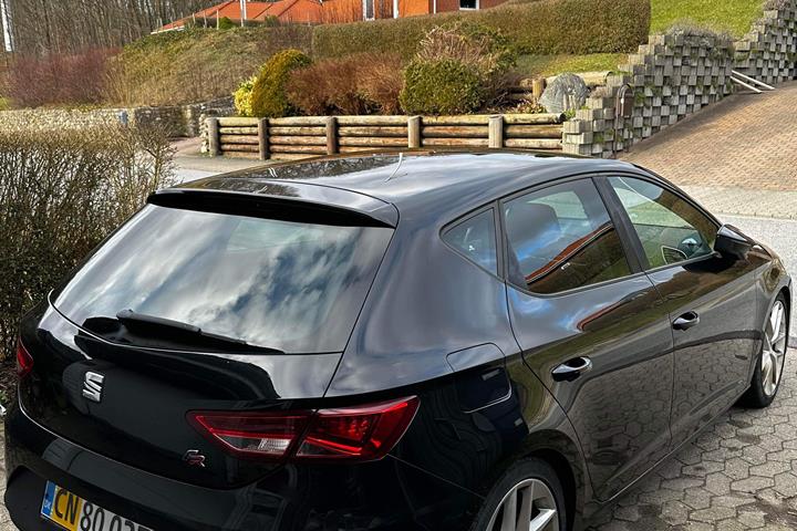Sort Seat Leon fra 2014